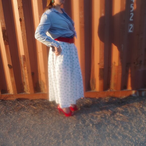 Beautiful Ladies Maxi Skirt By Liz Moody - Picture 6 of 8